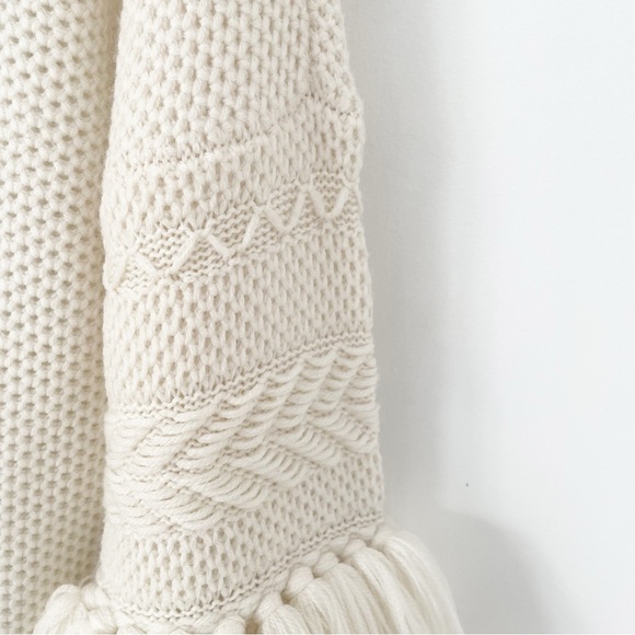 Jonathan Simkhai Wool
Tassel Knit Turtleneck In Neutral size S - Picture 10 of 16